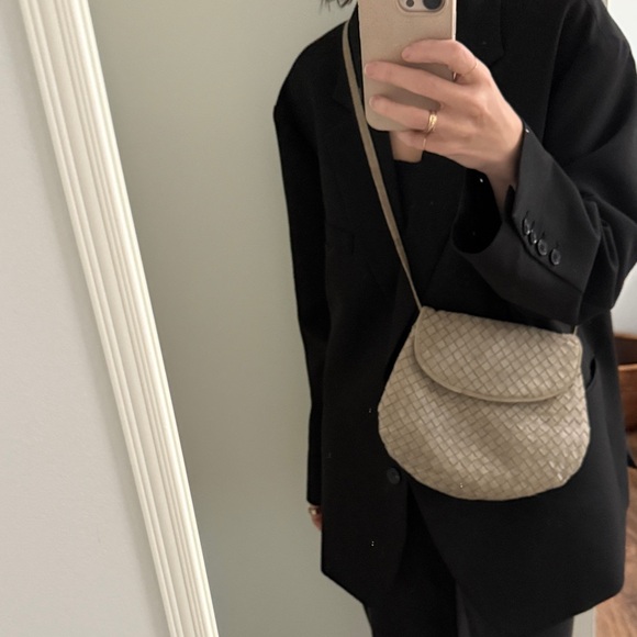Vintage Bottega Veneta Intrecciato Woven Small Crossbody Bag in Taupe/Beige